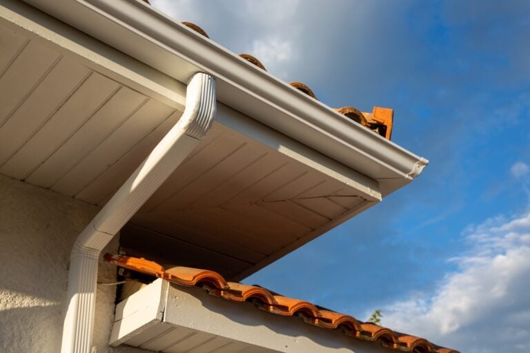 Gutter Replacement: 7 Signs To Be Aware Of To Prevent Damage